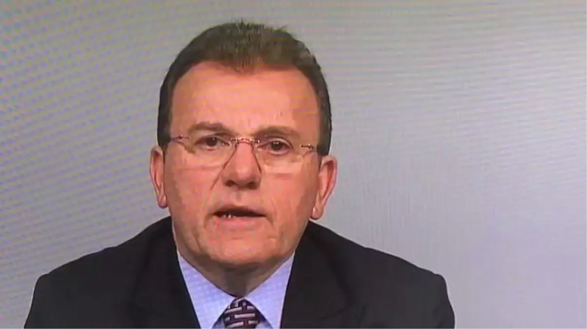 Vecdet Öz kimdir? Vecdet Öz kaç yaşında, nereli? Vecdet Öz hayatı ve biyografisi!