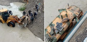 Zap Suyu'na uçan zırhlı araçtaki 12 asker yaralandı
