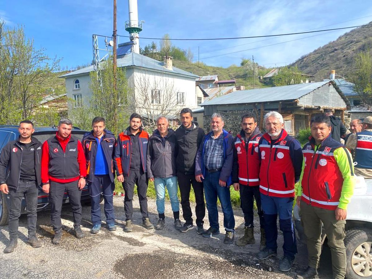 Erzincan'da kaybolan 2 kişi 10 saat sonra bulundu