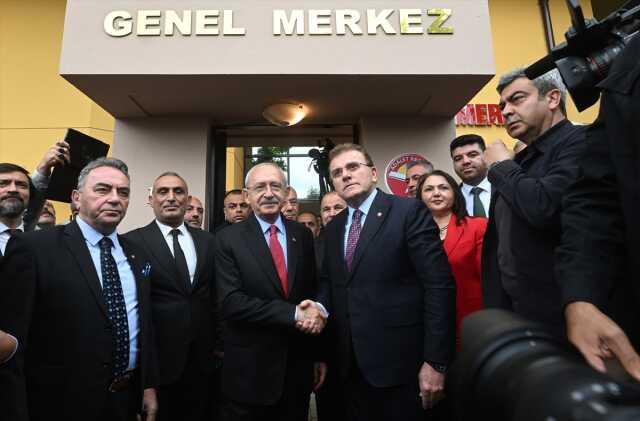 Adalet Partisi lideri Vecdet Öz: Seçimin 2. turunda Kılıçdaroğlu'na destek vereceğiz Adalet Partisi lideri Vecdet Öz: Seçimin 2. turunda Kılıçdaroğlu'na destek vereceğiz