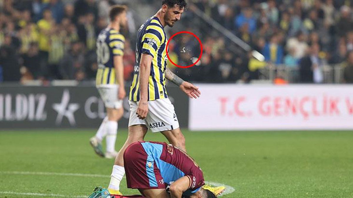 Fenerbahçeli Samet Akaydin 'Tükürük' nedeniyle PFDK'ye sevk edildi