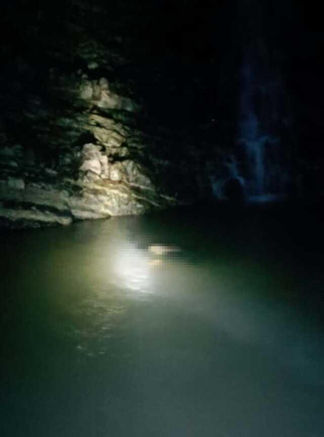 Şelaleden düşüp öldü Şelaleden düşüp öldü