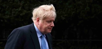 İngiltere'nin eski Başbakanı Boris Johnson Covid-19 kısıtlamalarını çiğnediği iddialarıyla gündemde