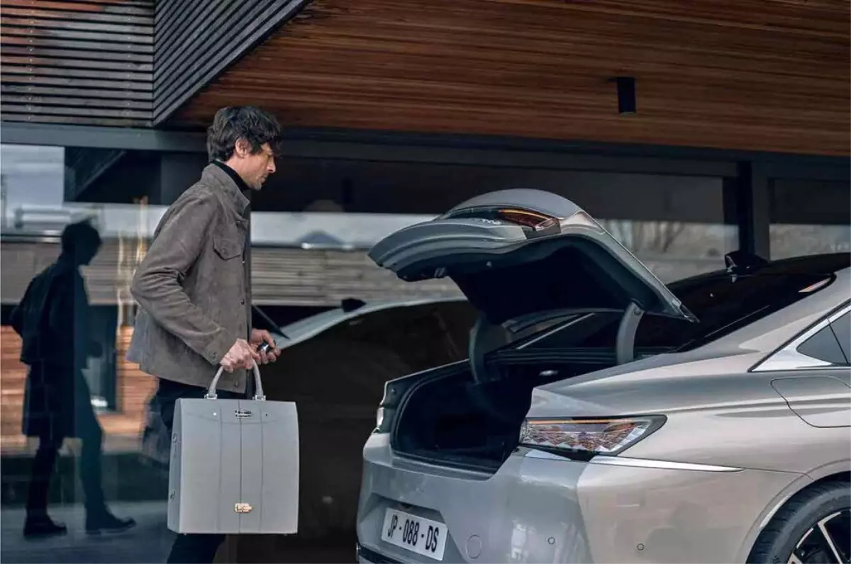 DS Automobiles'den gurmelere özel valiz
