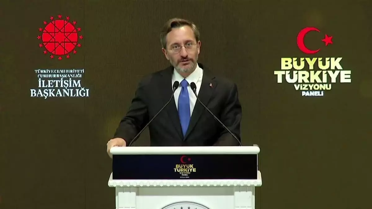 Fahrettin Altun: 'Cumhurbaşkanlığı Hükümet Sistemi ile Türkiye'nin İdari Sistemindeki Kronik Sorunlar Çözüme Kavuşturulmuş, Kamu Yönetimine Hız ve...