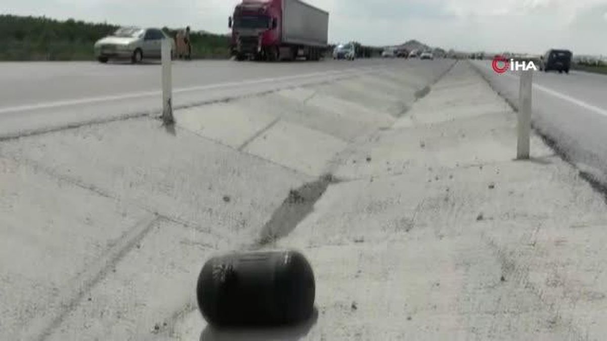 Konya'da otomobil tıra çarptı: 1 ölü