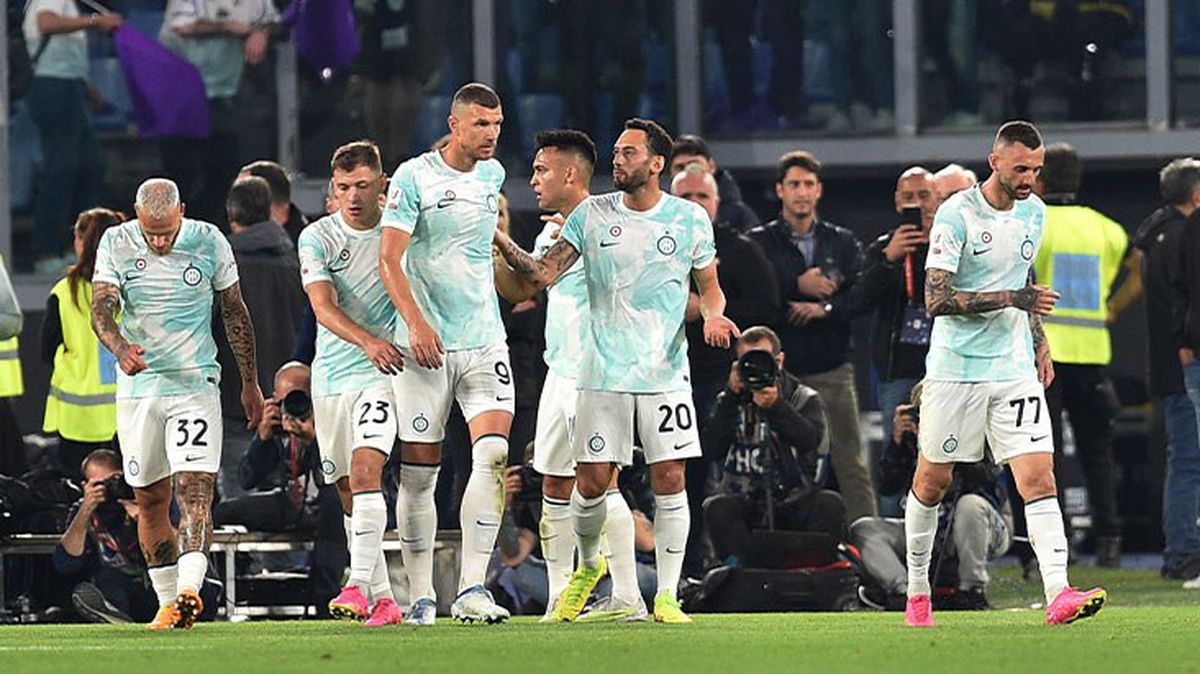 Manchester City'ye gözdağı! Inter, Devler Ligi finali öncesi İtalya Kupası'nda şampiyon oldu