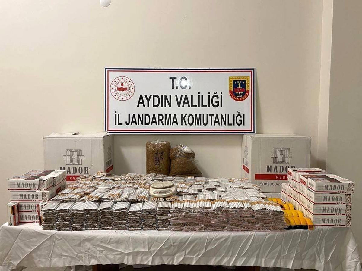 Aydın'da 1 milyon 127 bin adet içi doldurulmuş makaron ele geçirildi