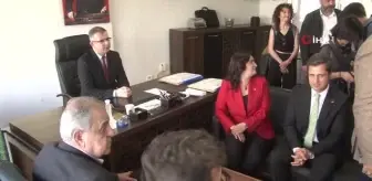CHP İzmir vekilleri mazbatalarını aldı