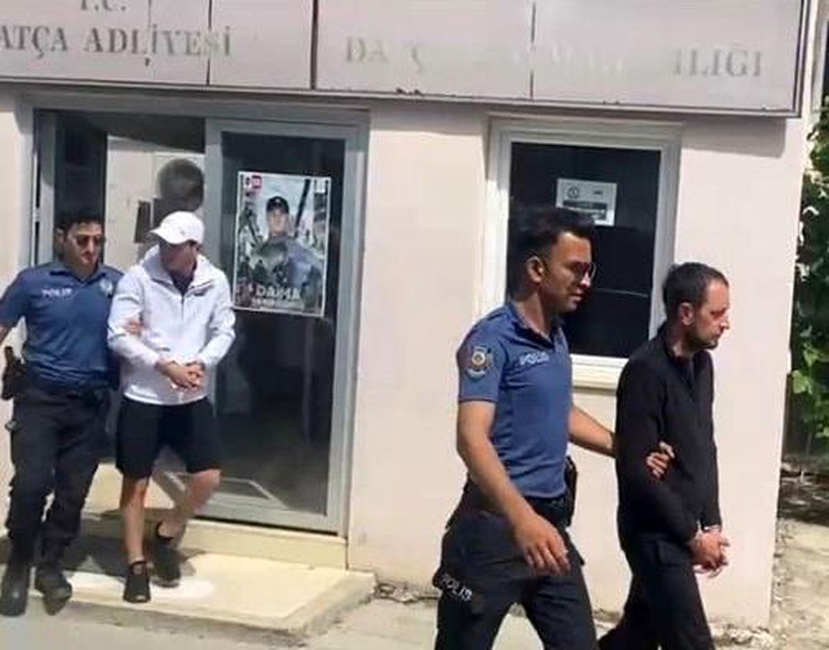 Datça'da yabancı uyruklu 2 göçmen kaçakçısı tutuklandı