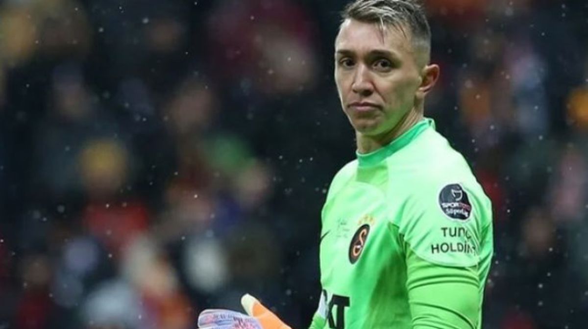 Muslera parfüm olayı ne? Muslera parfüm için kavga mı etti?