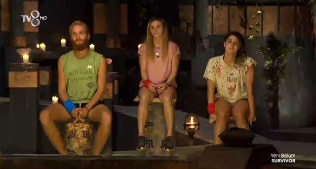 Survivor kim elendi, kim gitti 2023? 25-26 Mayıs Survivor adaya veda eden isim kim oldu? Aziz mi, Cansu mu, Nefise mı elendi? Survivor kim elendi, kim gitti 2023? 25-26 Mayıs Survivor adaya veda eden isim kim oldu? Aziz mi, Cansu mu, Nefise mı elendi?