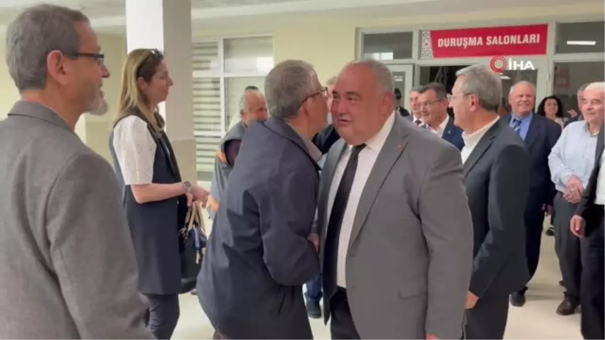 AK Parti'den milletvekili seçilen Aldatmaz mazbatasını aldı