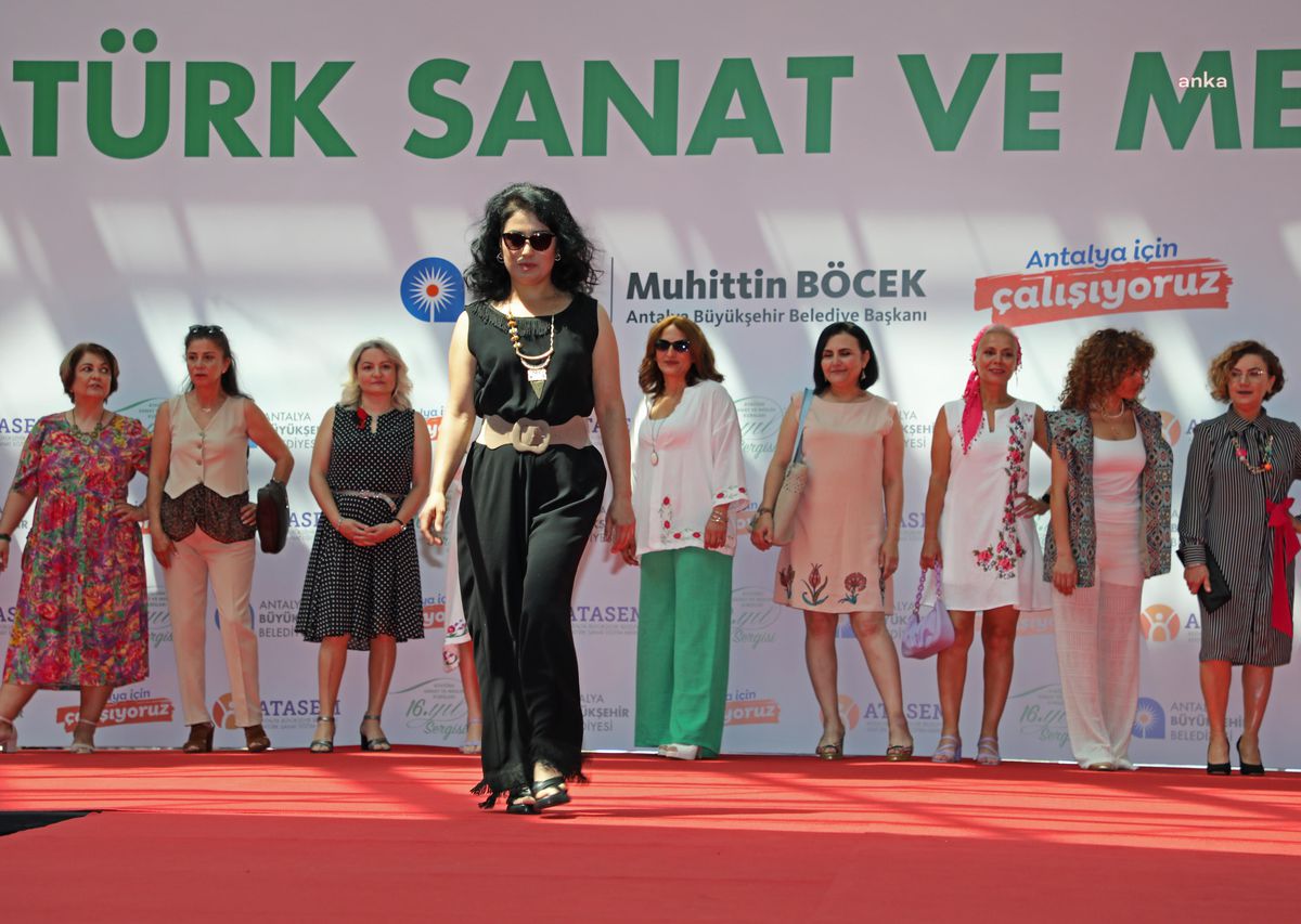 ATASEM 16. Yıl Sergisi Antalya'da Açıldı