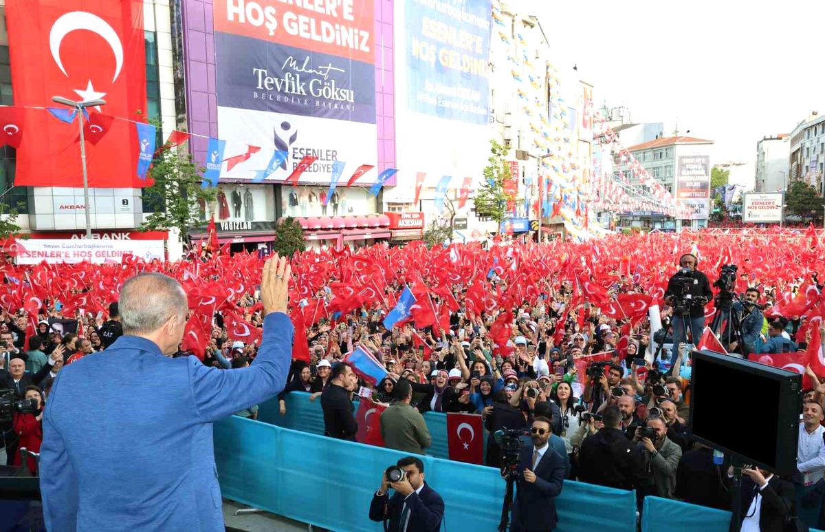 Erdoğan İmamoğlu'na tepki gösterdi: 'Her şeyi bitirdin pazarcıyla kavgaya mı geldi sıra?'