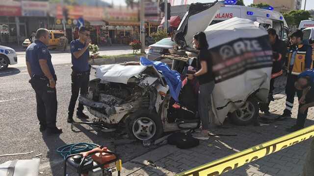Freni patlayan tır kırmızı ışıkta bekleyen araçların arasına daldı