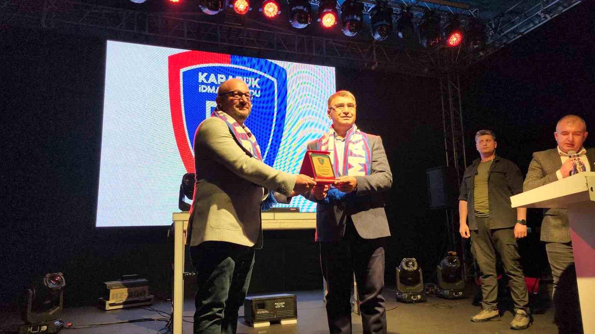 Karabük İdman Yurdu BAL'dan TFF 3. Lig'e yükseldi