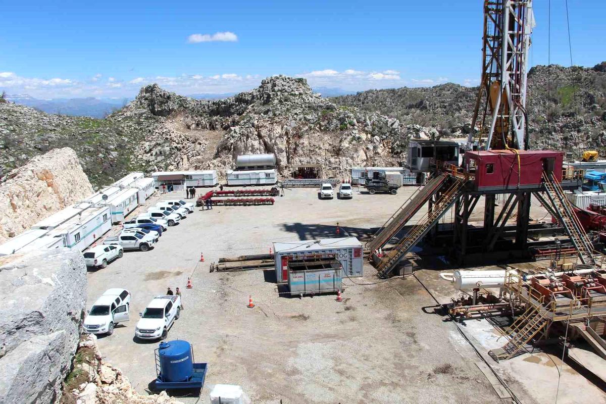 Şırnak'ta günlük 15 bin varil petrol çıkacak yeni kuyu