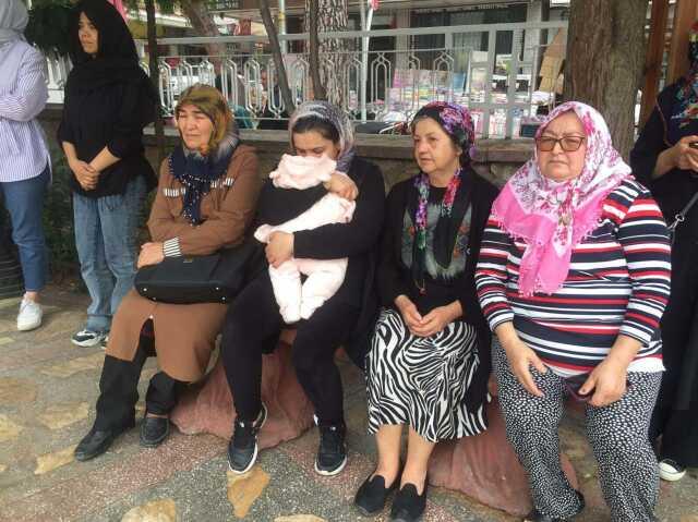 1.5 yaşındaki Gülce, kusmuğu akciğerine kaçınca hayatını kaybetti 1.5 yaşındaki Gülce, kusmuğu akciğerine kaçınca hayatını kaybetti