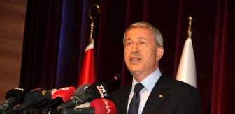 Milli Savunma Bakanı Hulusi Akar: Süleyman Şah Türbesi'nin taşınması gerekiyordu taşıdık