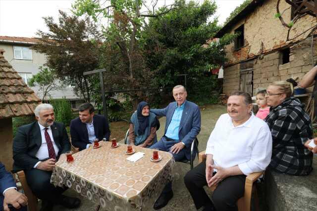 Cumhurbaşkanı Erdoğan Eski Komşusunu Ziyaret Etti