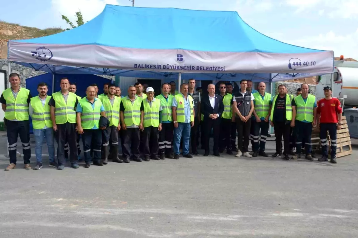 Balıkesir, Malatya ve Adıyaman'da depremzedelere yardımlar devam ediyor