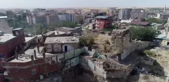 Harzemşahlar Devleti'nin son hükümdarı Celaleddin Harzemşah'ın mezarı Diyarbakır'da bulundu