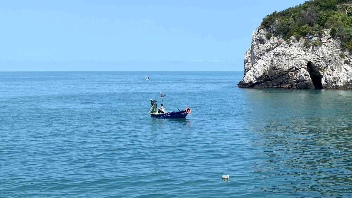 Zonguldak'ta Amatör Balıkçılar İstavrit ve Mezgit Avına Çıktı