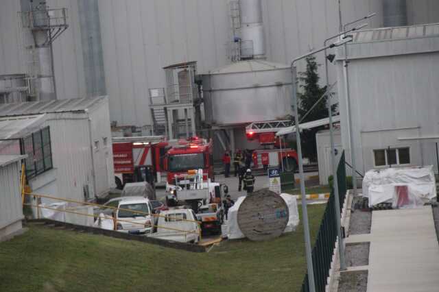 İzmit'te otomobil fabrikasında yangın - Hyundai'de üretimi durduran yangın