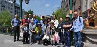 Japon turistler Eskişehir'i çok beğendi