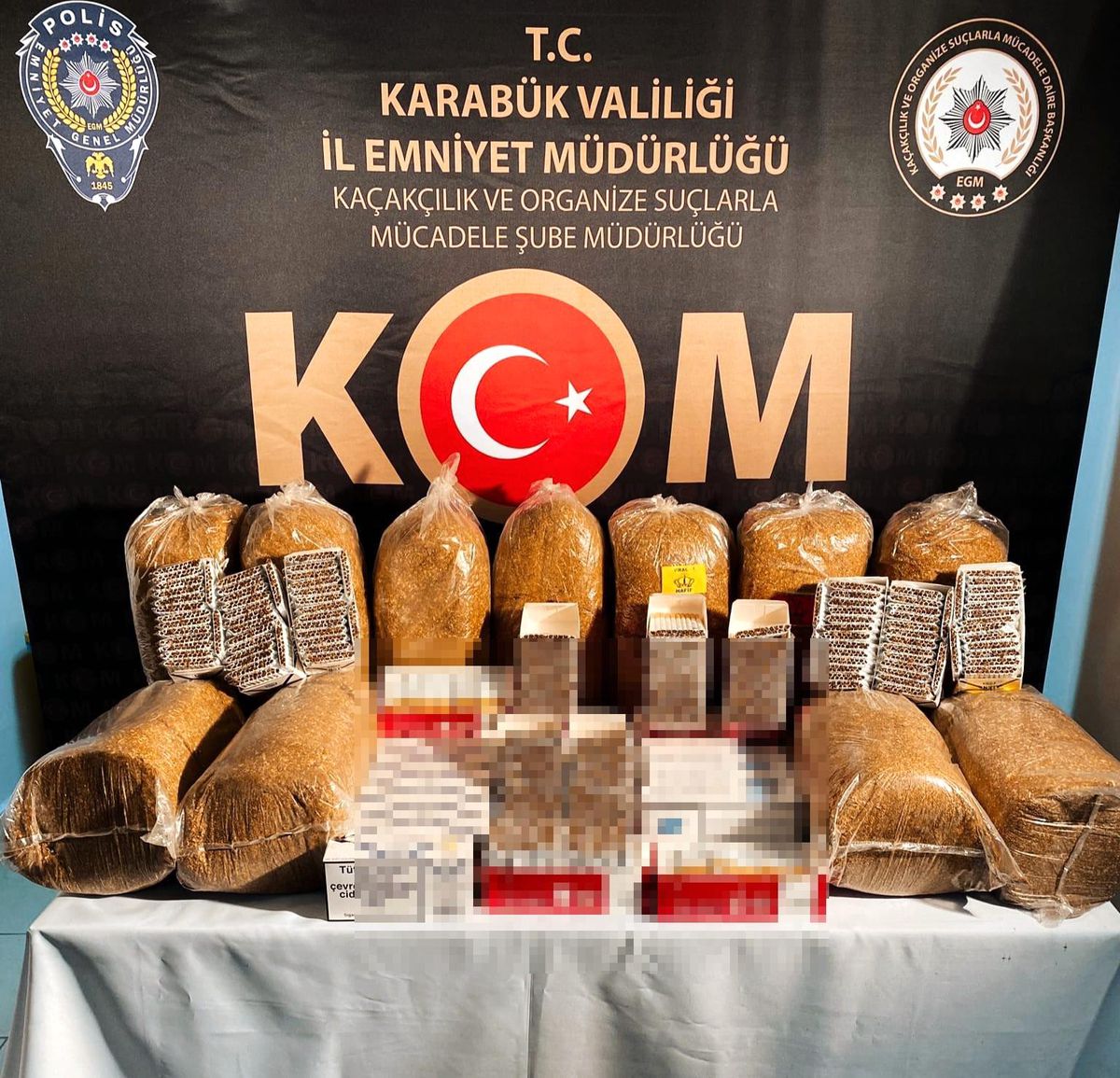 Karabük'te 55 kilogram kaçak tütün ve 7 bin makaron ele geçirildi