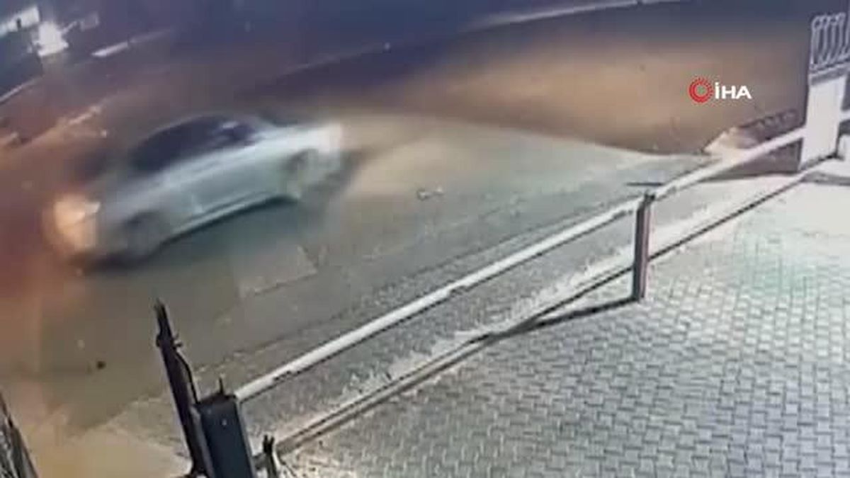 Siyasi partinin logosunu kopyalayıp el ilanı dağıtan kişi yakalandı