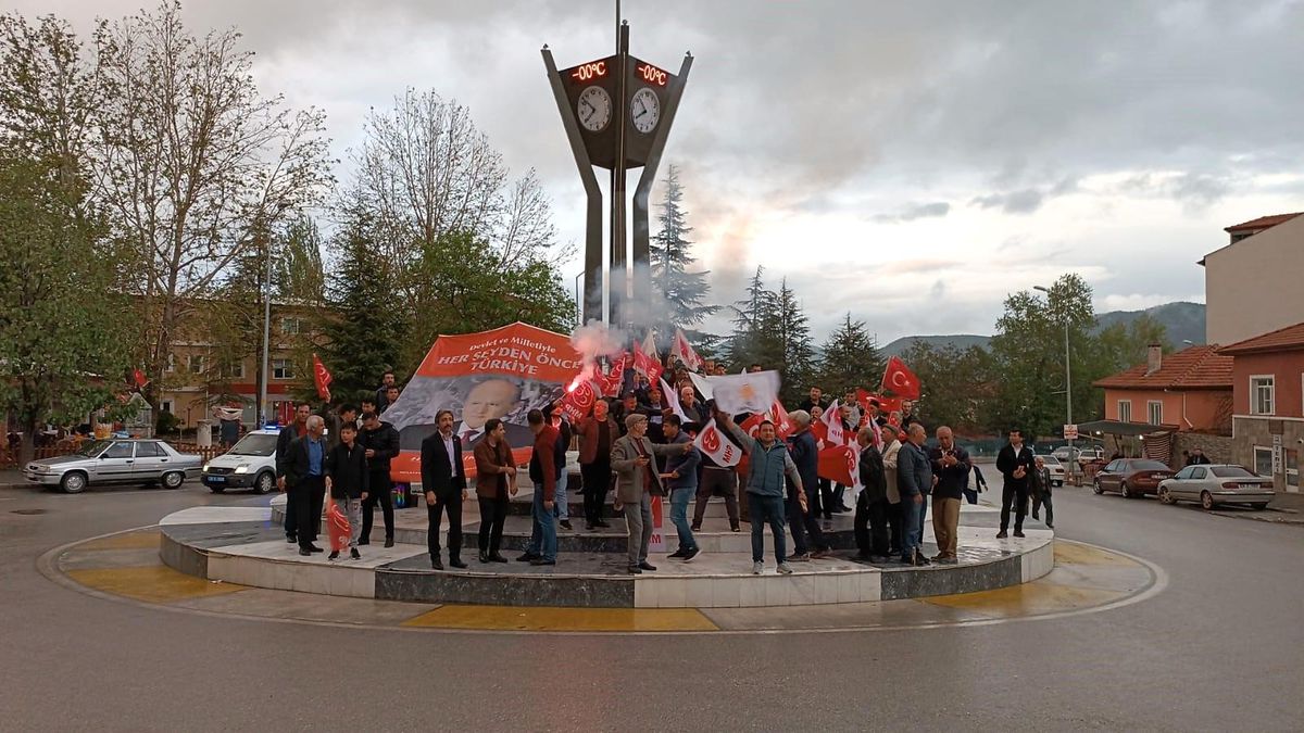 Çameli'de Seçim Sonuçları Kutlandı