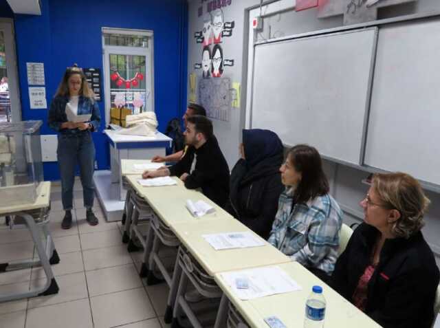 Cumhurbaşkanlığı seçiminde sandık yemini ederek göreve başladılar