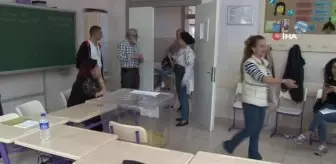İzmir'de sandıklar açılıyor