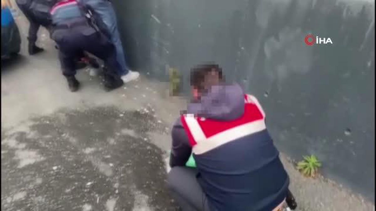Jandarma'dan uyuşturucu ve tabanca operasyonu