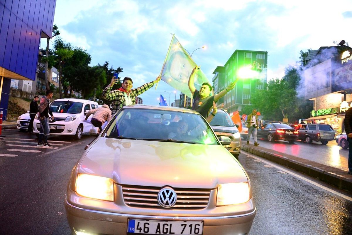 Kahramanmaraş'ta Erdoğan'ın zaferi kutlandı