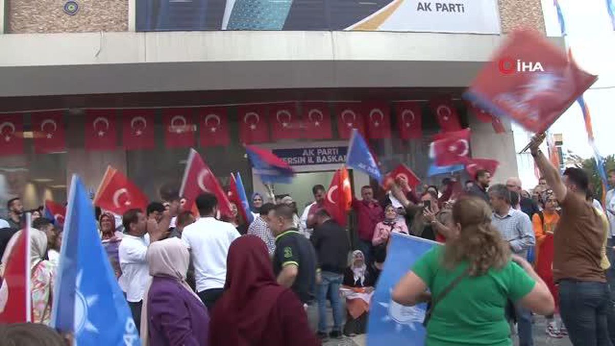 Mersin'de Cumhurbaşkanı Erdoğan'ın zaferi kutlandı