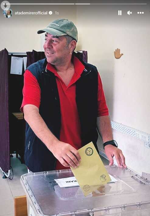 Ünlü isimler bir kez daha sandık başında! Kimi eşiyle kimi de bebeğiyle geldi