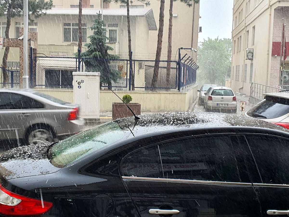 Çorum'da dolu yağışı etkili oldu