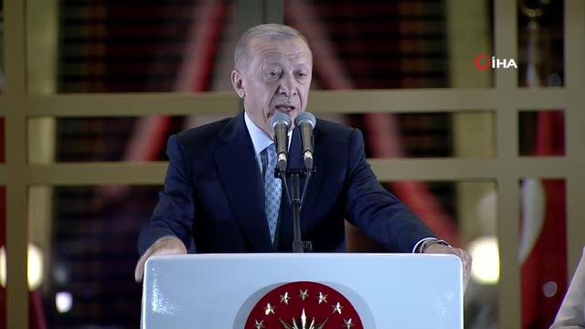 Cumhurbaşkanı Erdoğan, Beştepe'de 320 bin vatandaşa hitap etti