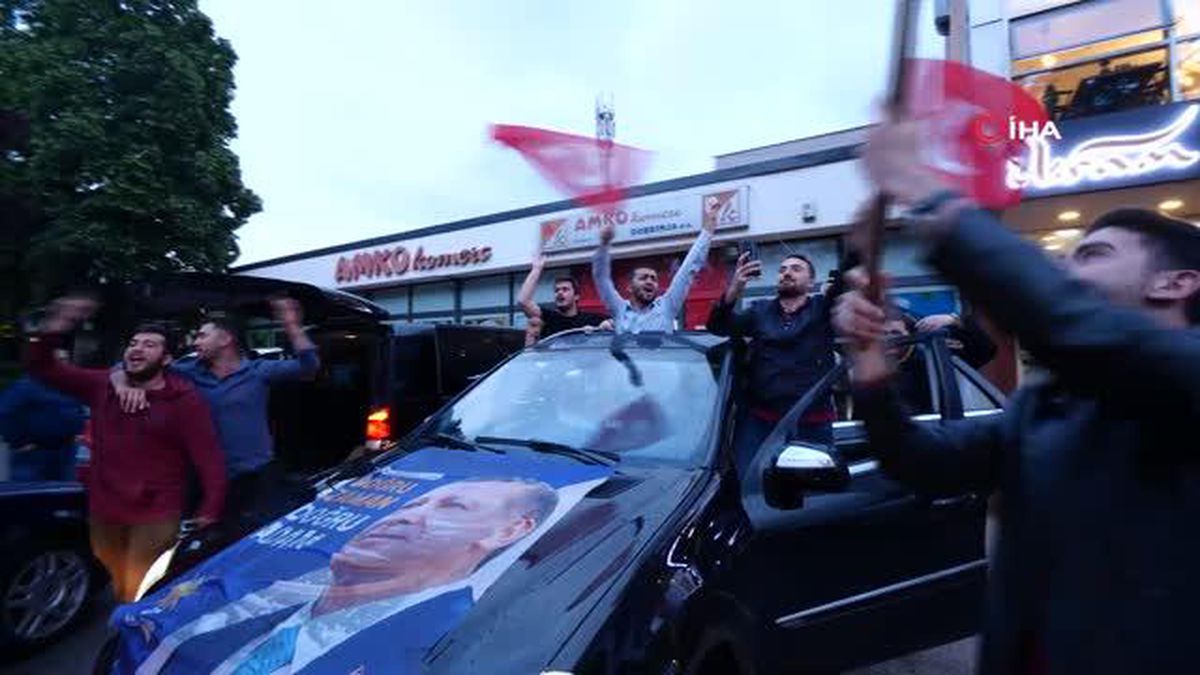 Cumhurbaşkanı Erdoğan'ın seçim zaferi Saraybosna'da kutlandı