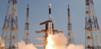 Hindistan Yeni Nesil Navigasyon Uydusunu Uzaya Fırlattı