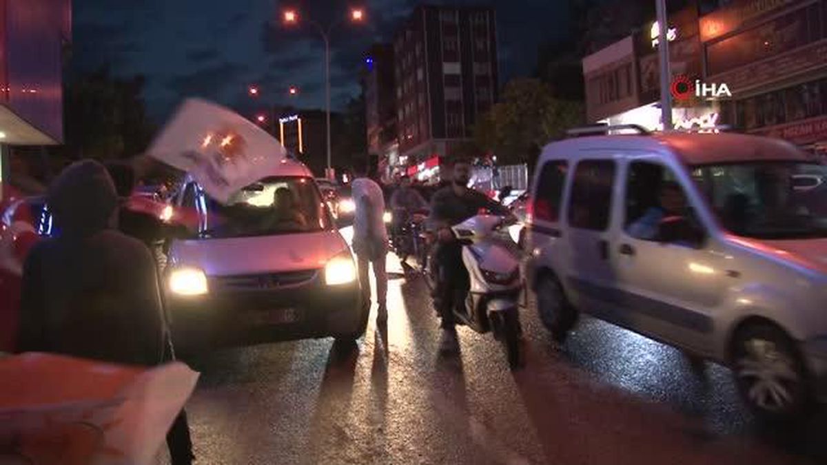 Kahramanmaraş'ta Erdoğan'ın zaferi kutlandı