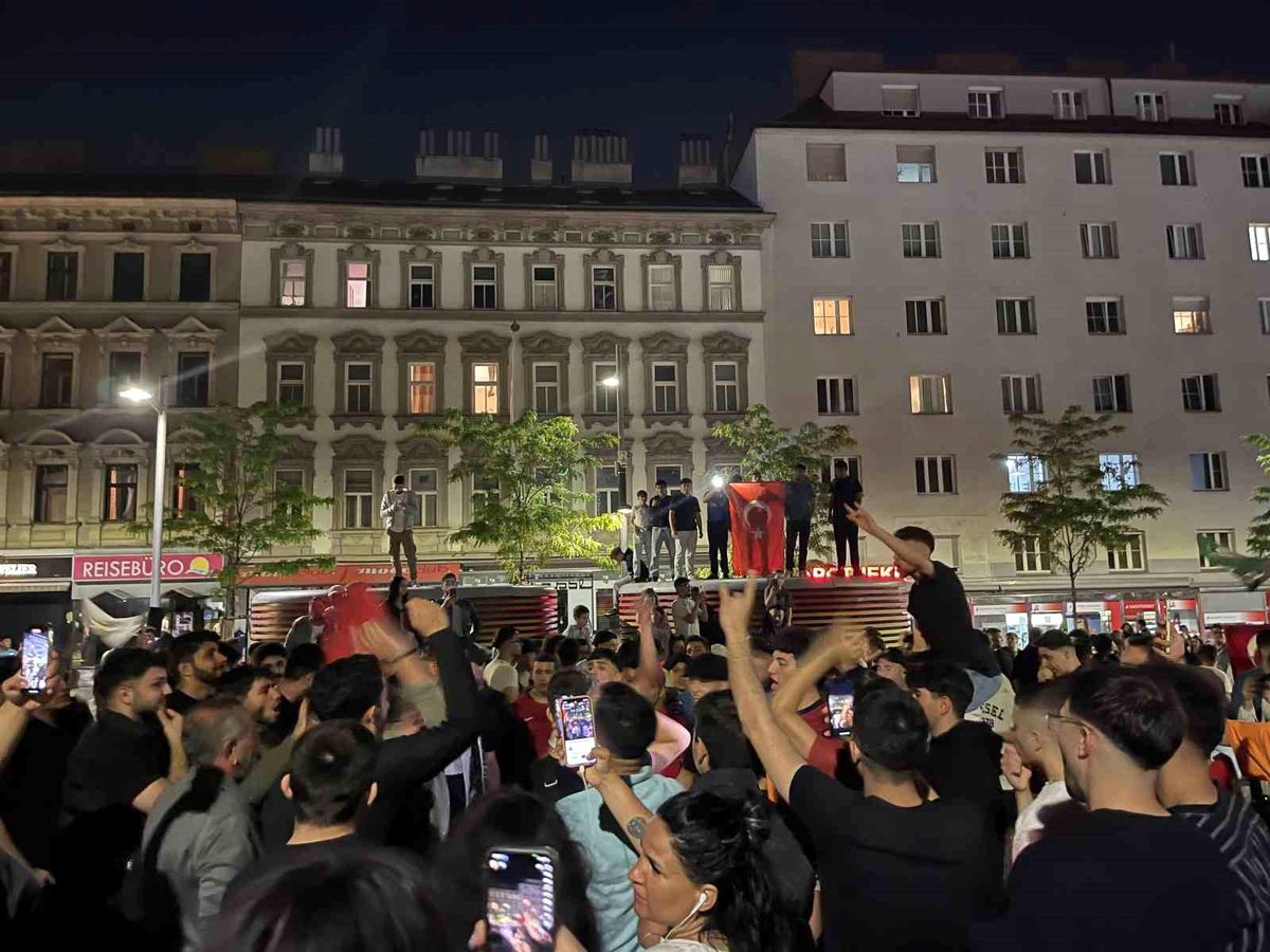 Viyana'da Cumhurbaşkanı Erdoğan'ın seçim zaferi coşkuyla kutlandı