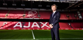 Ajax CEO'su Edwin van der Sar görevinden ayrıldı