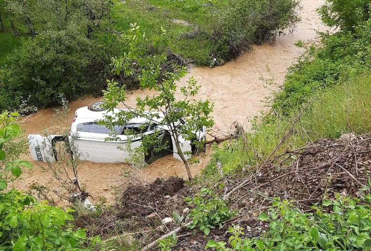 Kahramanmaraş'ta Araç Dereye Uçtu: 3 Yaralı