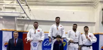 BARÜ öğrencisi Hakan Akar ÜNİLİG Judo Türkiye Şampiyonasında gümüş madalya kazandı