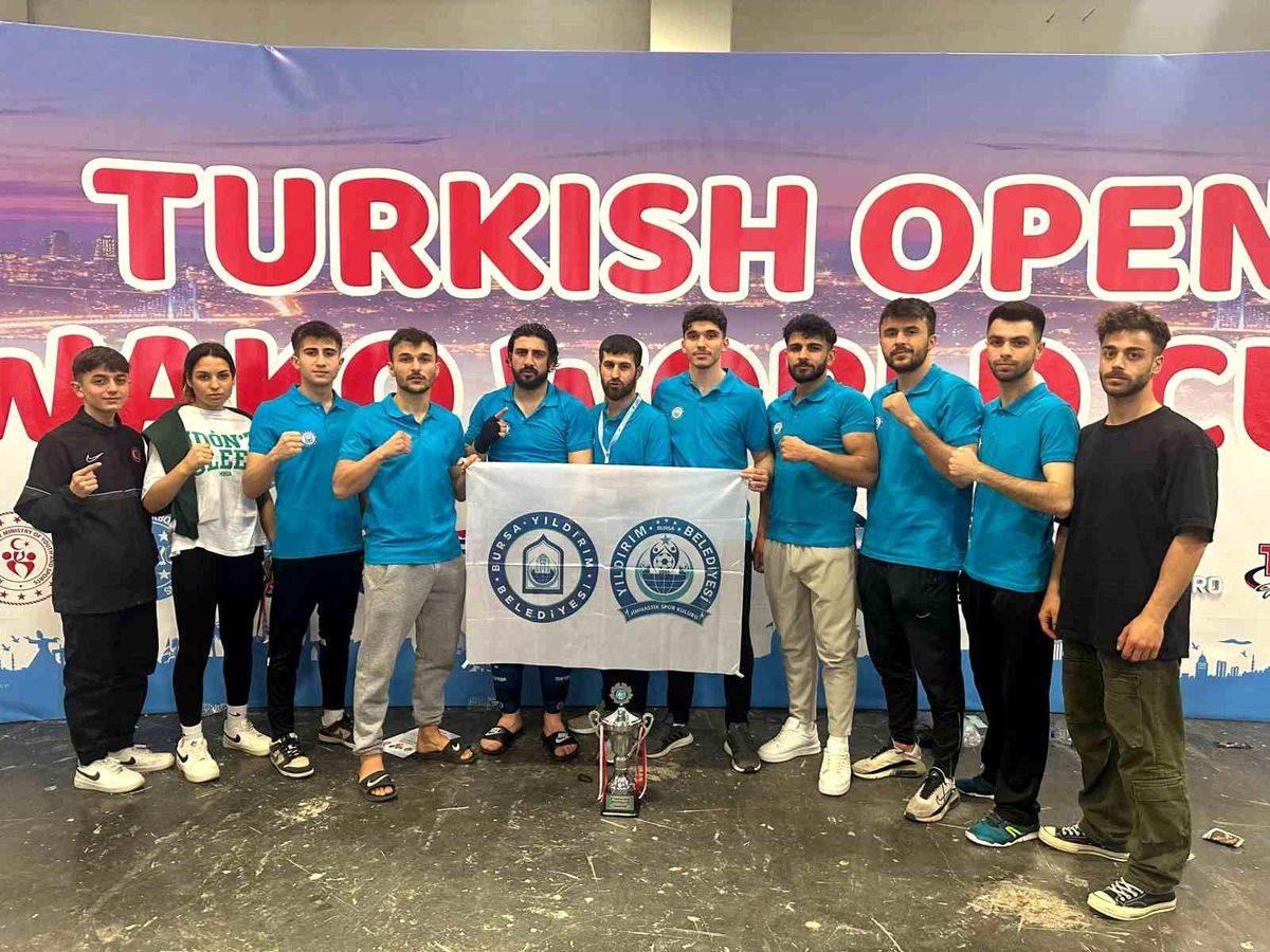 Yıldırım Belediyesporlu Kick Boksçular İstanbul'dan 2 Altın 9 Madalya ile Döndü