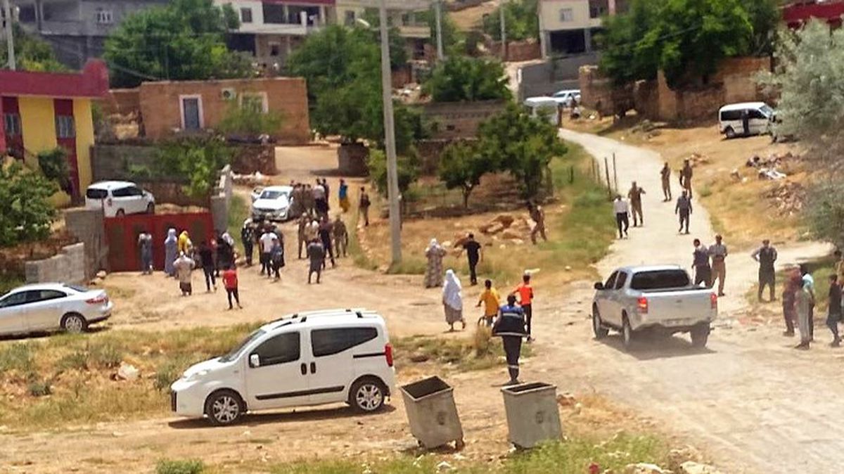 Mardin'de arazi anlaşmazlığı kavgası: 1'i asker, 14 yaralı